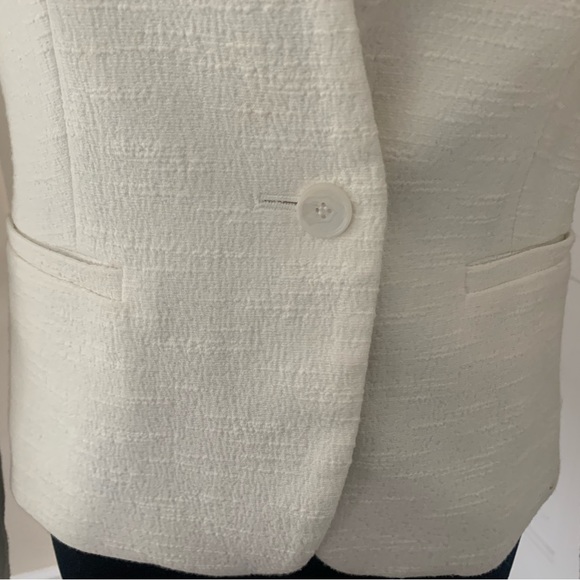 Tailored off white blazer by LOFT - Picture 3 of 6